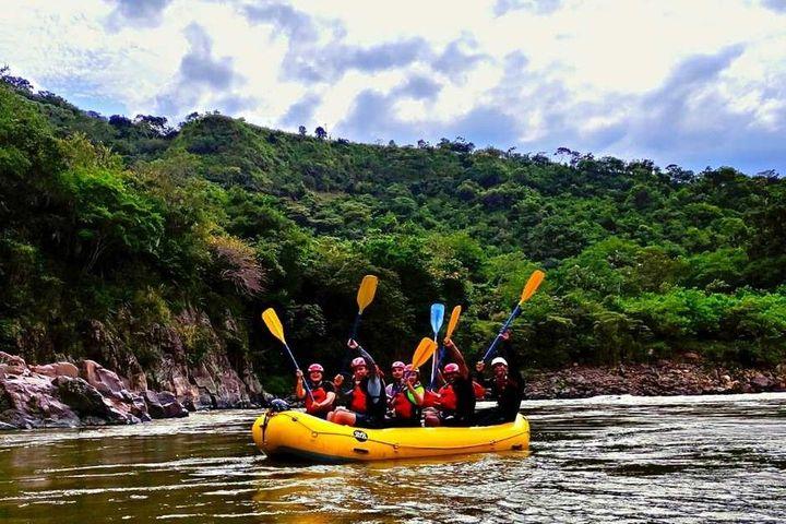 Sword of Adventure to Huila: Rafting, Caving and Torrentism